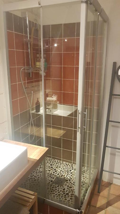 Appartement Dans Immeuble 15 Eme Siecles Vieux Tours Exterior foto