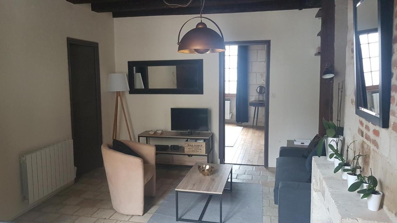 Appartement Dans Immeuble 15 Eme Siecles Vieux Tours Exterior foto